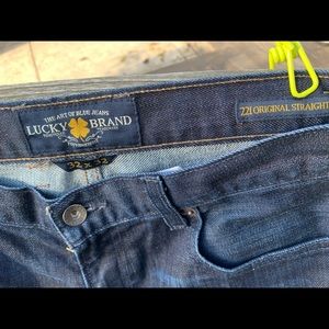 Lucky Brand Jeans original 221 straight leg. 32x32
